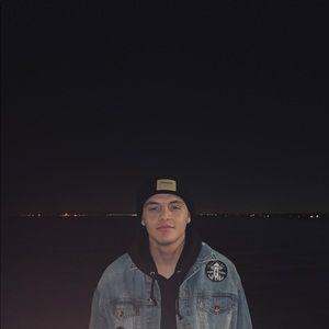 Meet your Posher, Joseph